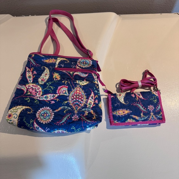 Donna Sharp crossbody & billfold~New without tags - Picture 2 of 14